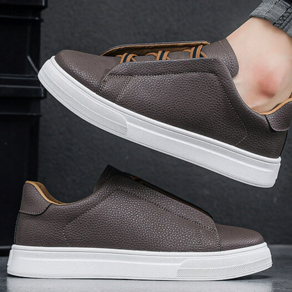 Foley Leather Court Trainer