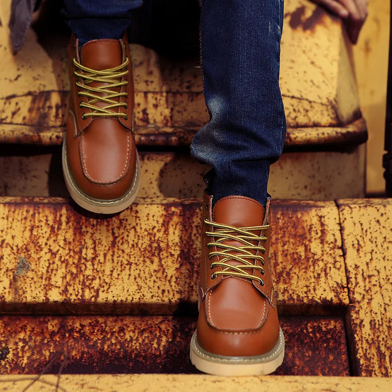 Harrison Retro Leather Boots